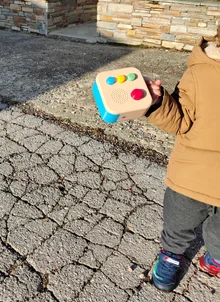 Child using Koobiba audio player